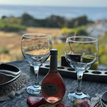 شقة Centrally Located With Mountain & Sea Views *