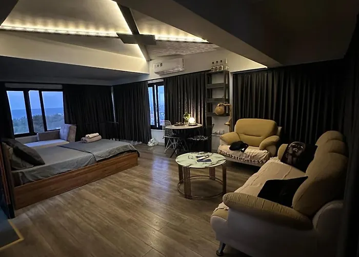 Apartmán Centrally Located With Mountain & Sea Views Avdhellero