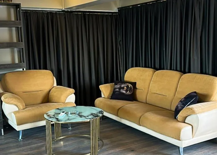 Centrally Located With Mountain & Sea Views Apartmán Avdhellero