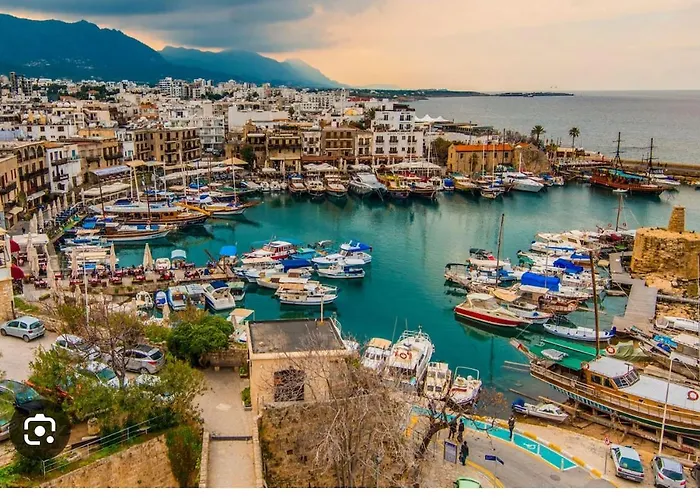 Apartmán Centrally Located With Mountain & Sea Views Avdhellero